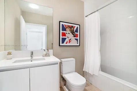 1470 16th Street Miami Beach FL 33139