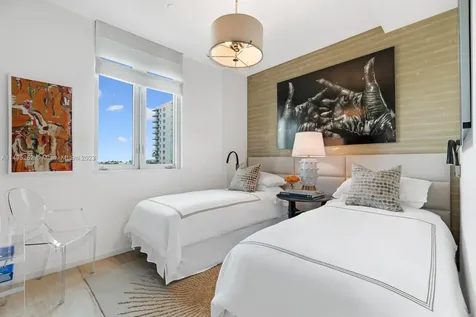 1470 16th Street Miami Beach FL 33139