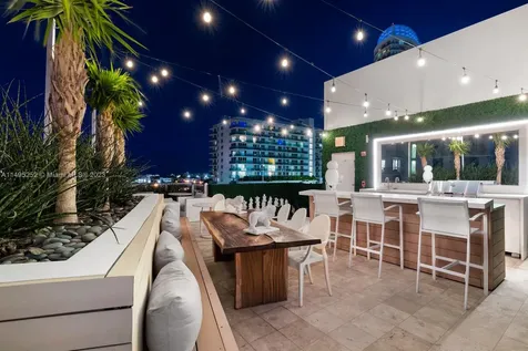 1470 16th Street Miami Beach FL 33139