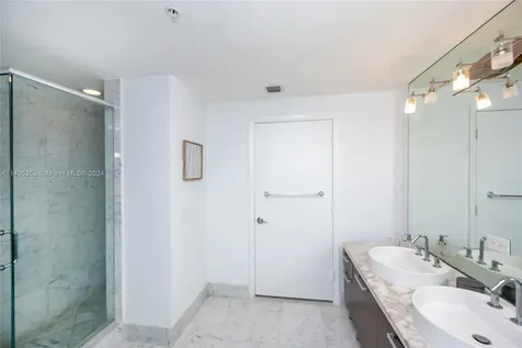 244 Biscayne Boulevard Miami FL 33132