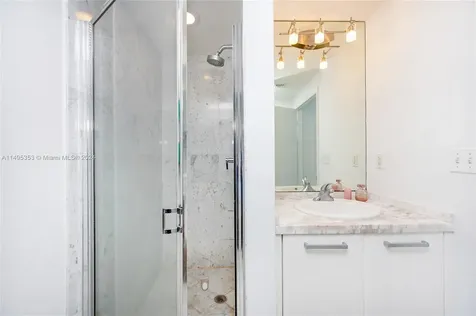 244 Biscayne Boulevard Miami FL 33132