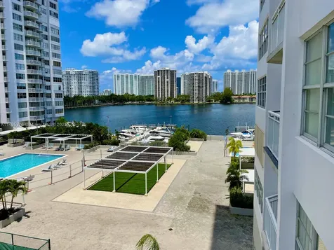 18041 Biscayne Boulevard Aventura FL 33160