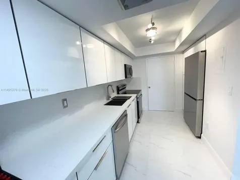 18041 Biscayne Boulevard Aventura FL 33160