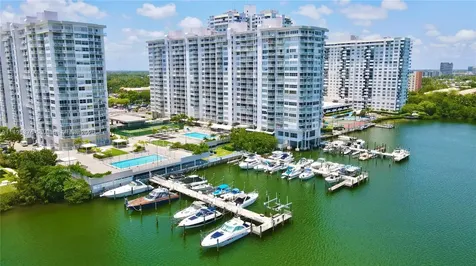18041 Biscayne Boulevard Aventura FL 33160
