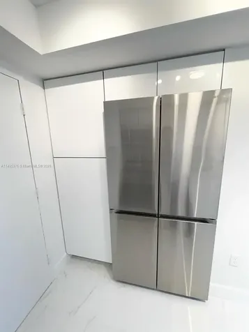 18041 Biscayne Boulevard Aventura FL 33160