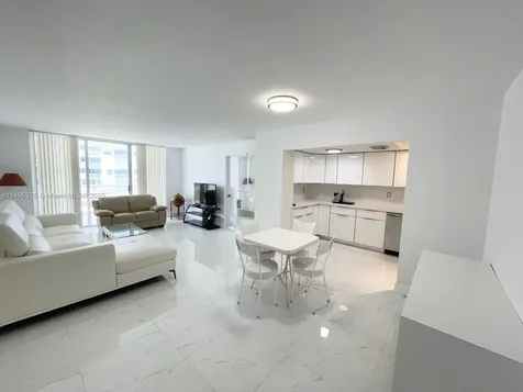 18041 Biscayne Boulevard Aventura FL 33160