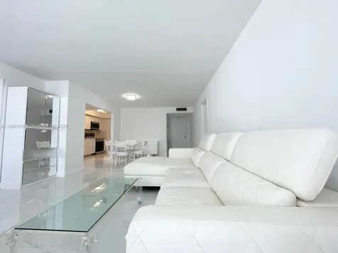 18041 Biscayne Boulevard Aventura FL 33160