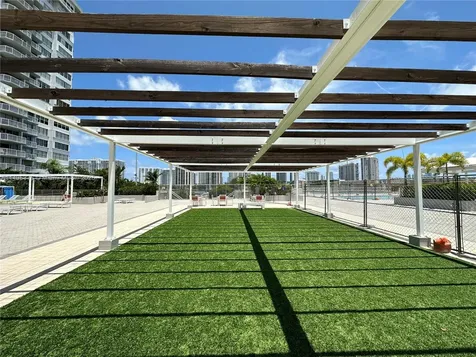18041 Biscayne Boulevard Aventura FL 33160