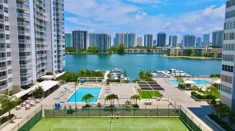 18041 Biscayne Boulevard Aventura FL 33160