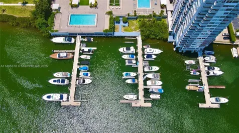 18041 Biscayne Boulevard Aventura FL 33160