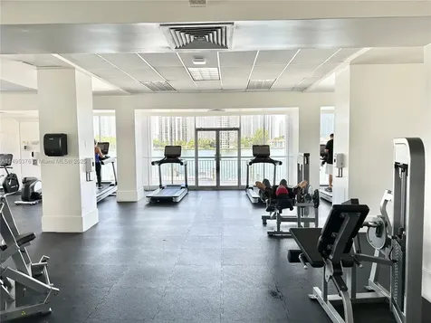18041 Biscayne Boulevard Aventura FL 33160