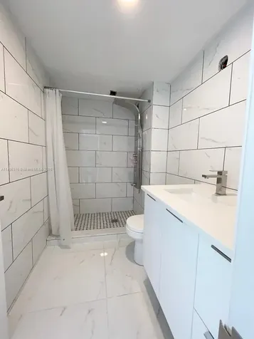 18041 Biscayne Boulevard Aventura FL 33160