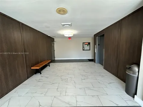18041 Biscayne Boulevard Aventura FL 33160