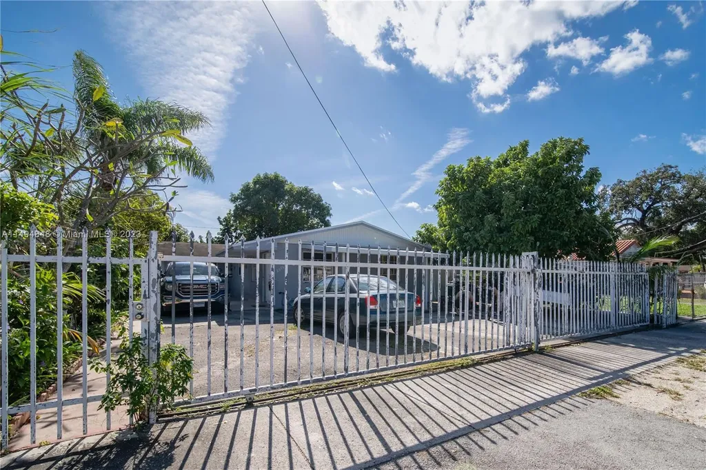 2974 NW 29th Street Miami FL 33142