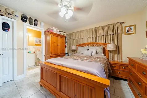 2974 NW 29th Street Miami FL 33142