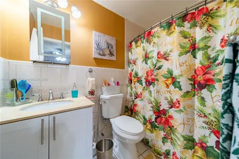 2974 NW 29th Street Miami FL 33142