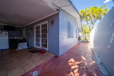 2974 NW 29th Street Miami FL 33142
