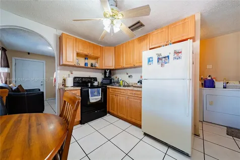 2974 NW 29th Street Miami FL 33142