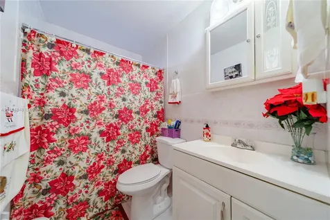 2974 NW 29th Street Miami FL 33142