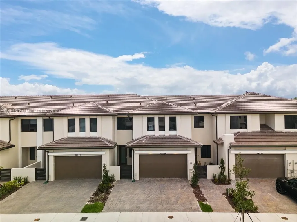12046 SW 82 Place Miami FL 33156