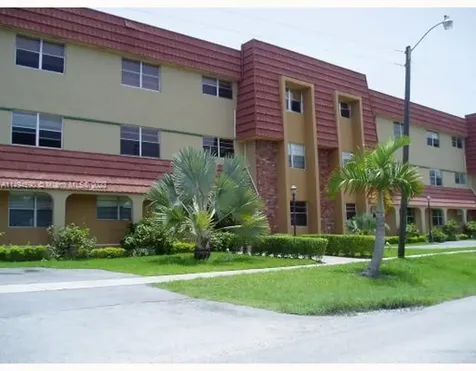 1300 Moffett Street Hallandale Beach FL 33009
