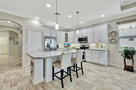 11063 SW Sunrise Lake Drive Port St. Lucie FL 34987
