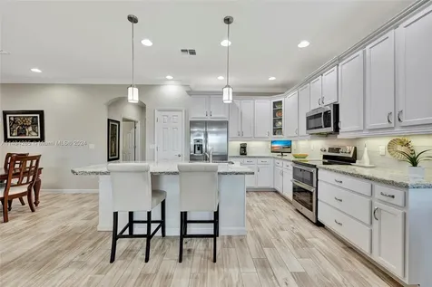 11063 SW Sunrise Lake Drive Port St. Lucie FL 34987