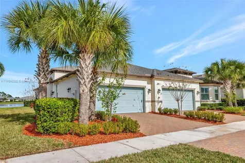 11063 SW Sunrise Lake Drive Port St. Lucie FL 34987