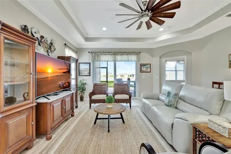 11063 SW Sunrise Lake Drive Port St. Lucie FL 34987