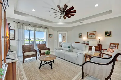 11063 SW Sunrise Lake Drive Port St. Lucie FL 34987