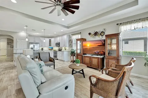 11063 SW Sunrise Lake Drive Port St. Lucie FL 34987