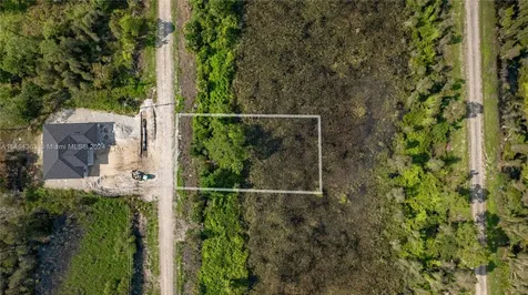 853 Belden Avenue Lehigh Acres FL 33936