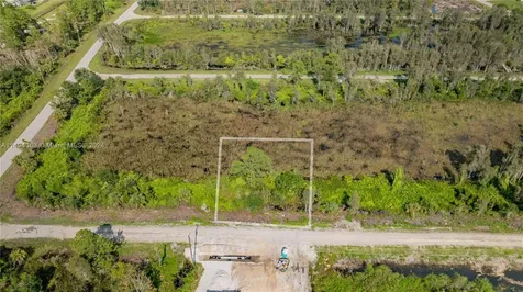 853 Belden Avenue Lehigh Acres FL 33936