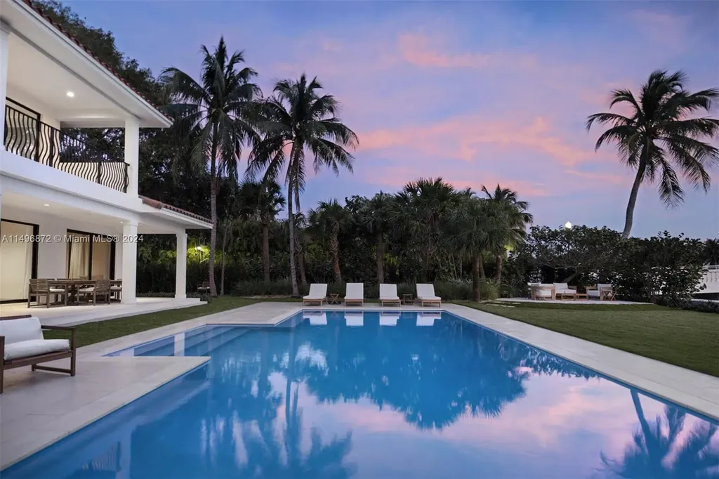 2770 Sunset Drive Miami Beach FL 33140
