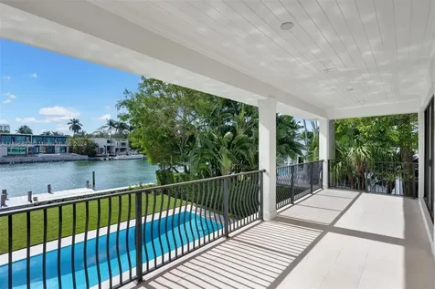2770 Sunset Drive Miami Beach FL 33140