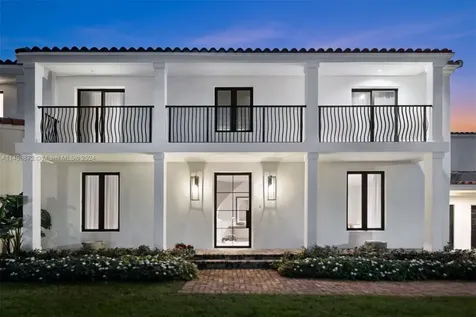 2770 Sunset Drive Miami Beach FL 33140