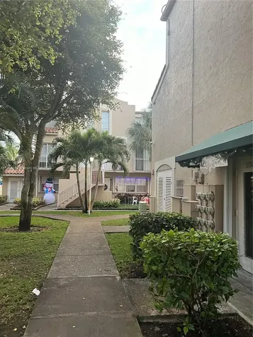 8660 NW 6th Lane Miami FL 33126