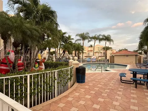 8660 NW 6th Lane Miami FL 33126