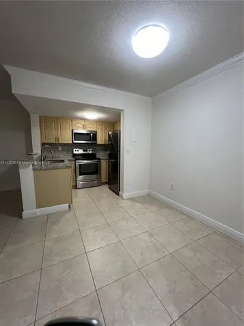8660 NW 6th Lane Miami FL 33126
