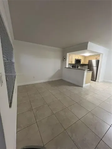8660 NW 6th Lane Miami FL 33126