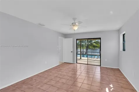 4060 NW 120th Way Sunrise FL 33323