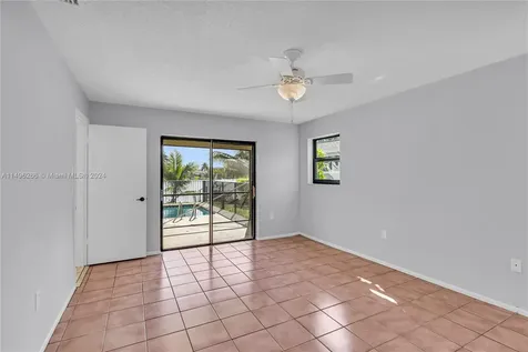 4060 NW 120th Way Sunrise FL 33323