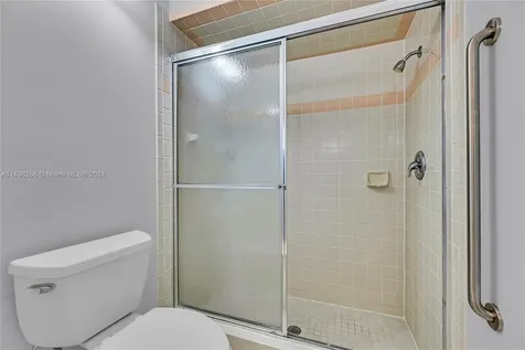 4060 NW 120th Way Sunrise FL 33323