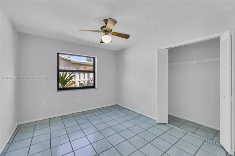 4060 NW 120th Way Sunrise FL 33323