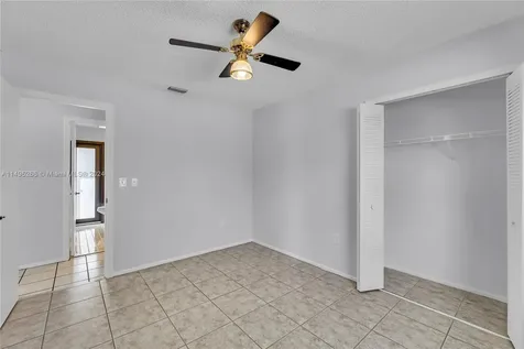 4060 NW 120th Way Sunrise FL 33323