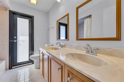4060 NW 120th Way Sunrise FL 33323