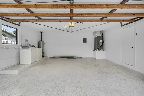 4060 NW 120th Way Sunrise FL 33323