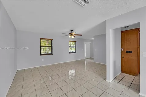 4060 NW 120th Way Sunrise FL 33323