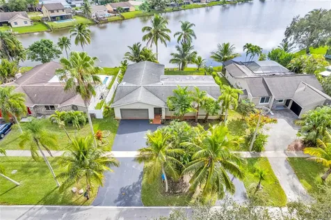 4060 NW 120th Way Sunrise FL 33323