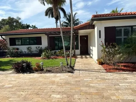 1116 N 13th Terrace Hollywood FL 33019